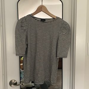 Striped shirt with puff sleeves